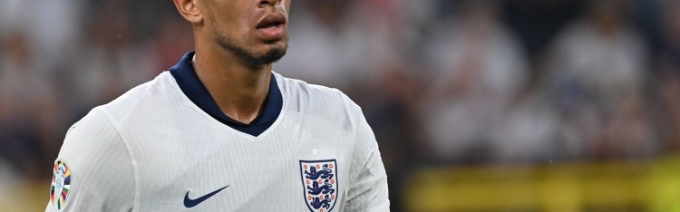 华体会官方-博主：除非贝林表现提升，否则预计世界杯图赫尔将让罗杰斯首发