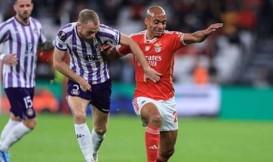 华体会体育下载-例行检查还是人格羞辱？本菲卡主场安保奇葩搜身