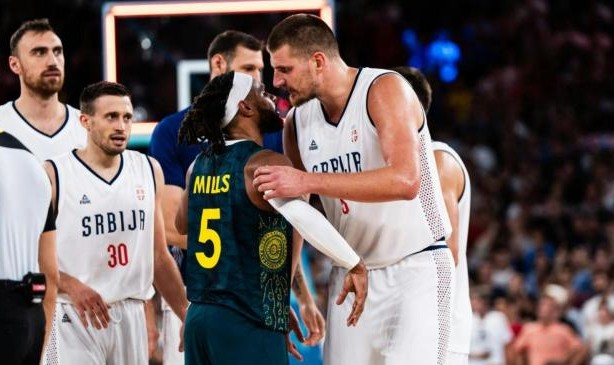 hth sports-约基奇准三双导演大逆转 塞尔维亚一战缔造两纪录