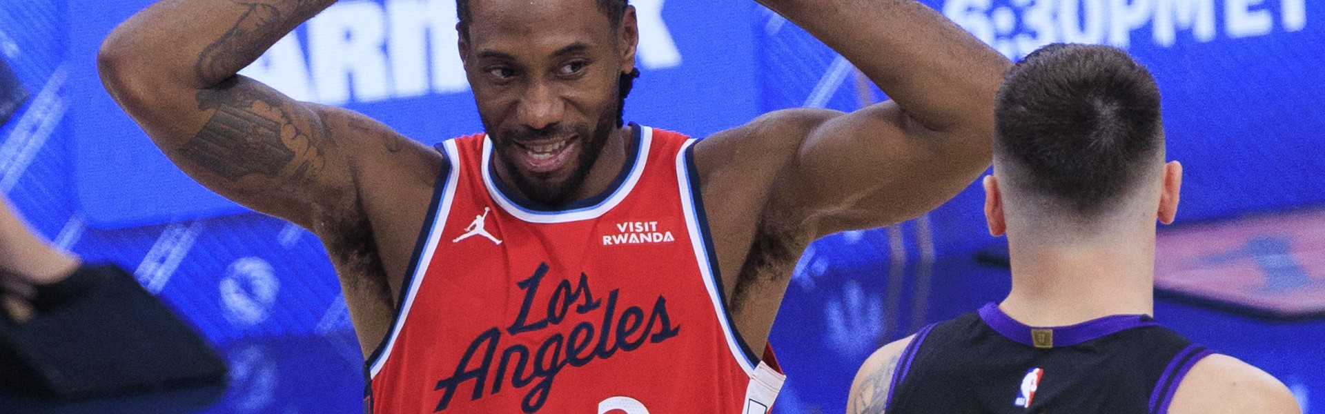 华体会体育官网-进攻发起难度不一致！湖人3核驱动纯拼进攻 单核小卡疲惫并快乐着